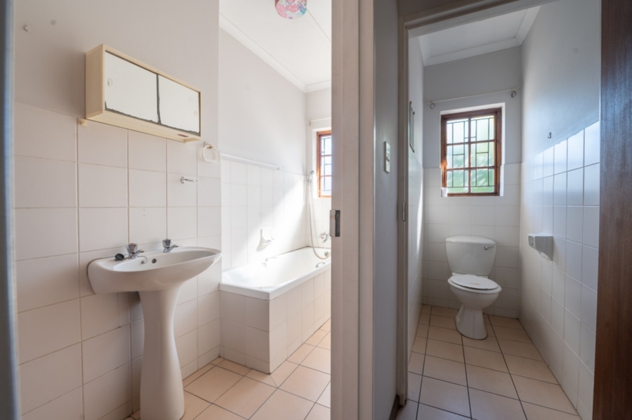 2 Bedroom Property for Sale in Knysna Central Western Cape